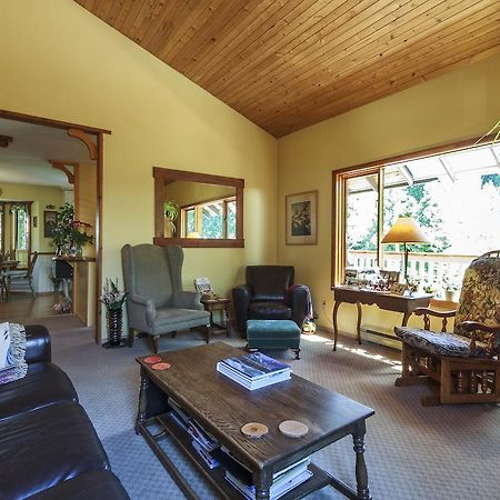 Golden Dreams B&B Whistler Buitenkant foto