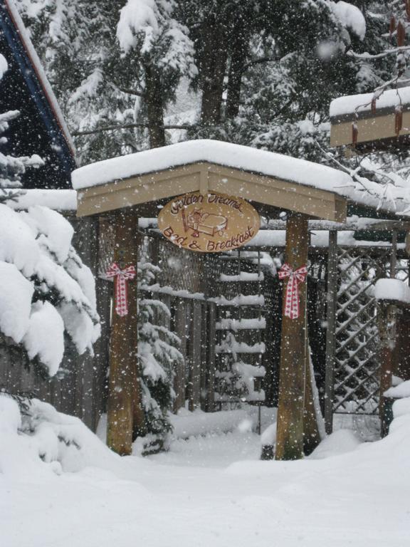 Golden Dreams B&B Whistler Buitenkant foto